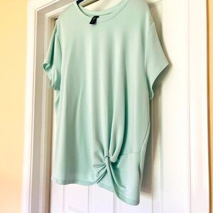 Ladies sea-foam green Sketchers T-shirt, size XXL, rayon, poly & spandex